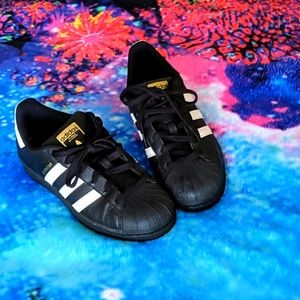 Adidas Superstar Sneakers